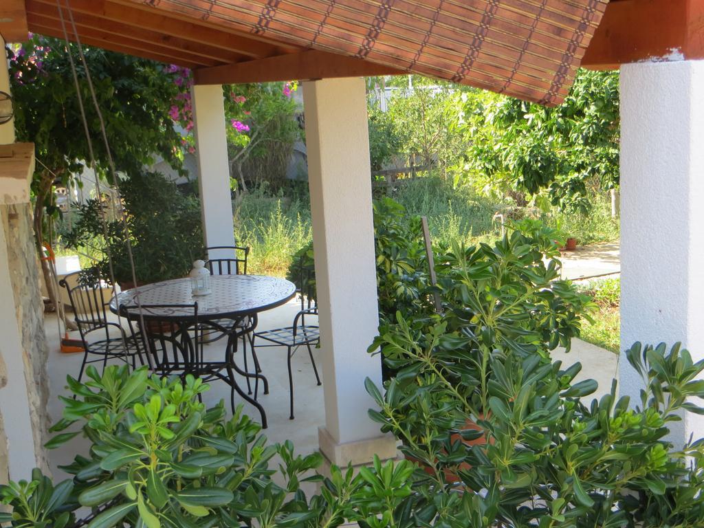 Holiday Home Artina 2 โลวิสเต ห้อง รูปภาพ